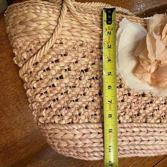 J. Crew Large Woven Basket Tote Bag Purse Approx. 6”D x18”L ~6.75-7.25” drop - Picture 11 of 15